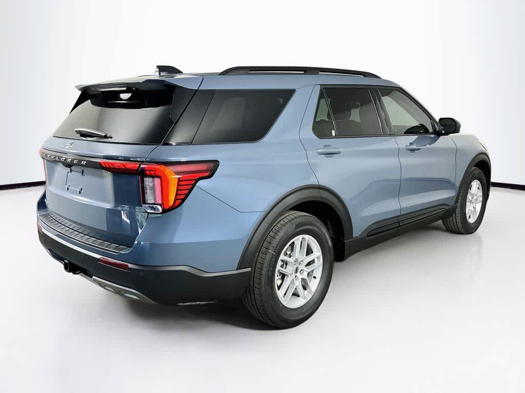 Ford Explorer Active 2026