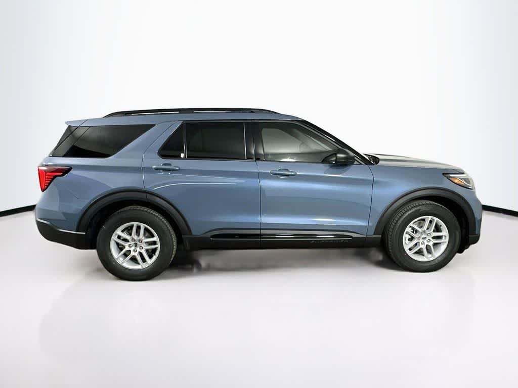 Ford Explorer Active 2026