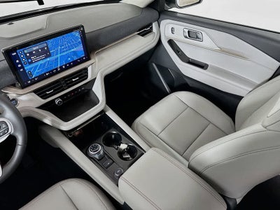 2025 Ford Explorer Activo