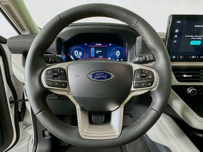 2025 Ford Explorer Activo