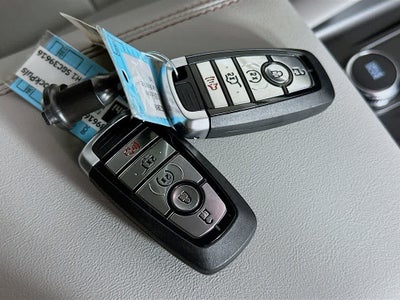 2025 Ford Explorer Activo