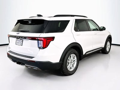2025 Ford Explorer Activo