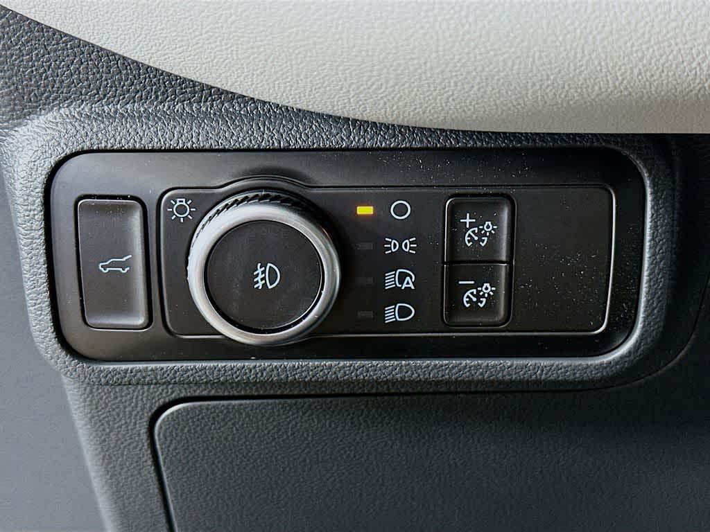 2025 Ford Explorer Activo