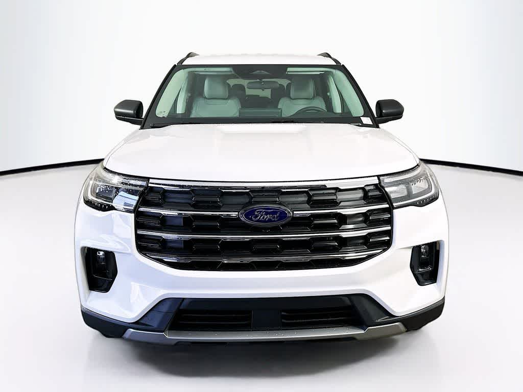2025 Ford Explorer Activo