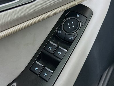 Ford Explorer Active 2026 con paquete 100A