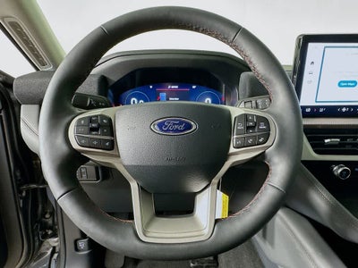 2025 Ford Explorer Activo
