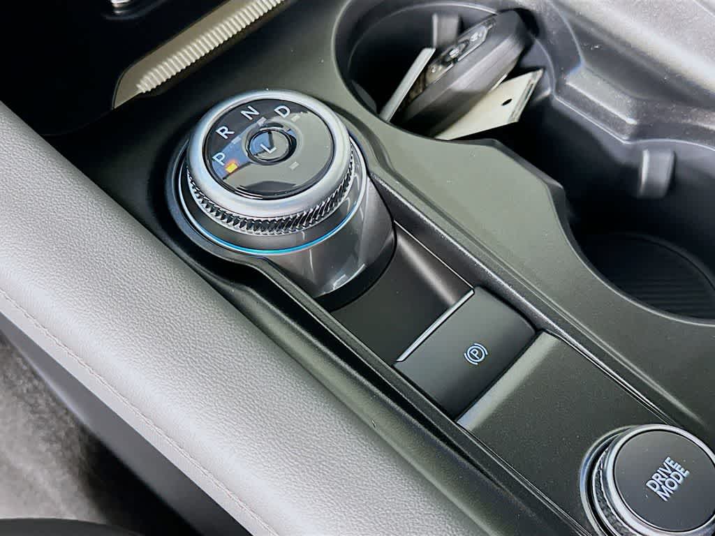 2025 Ford Explorer Activo