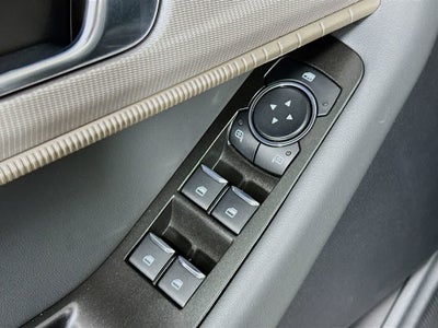 2025 Ford Explorer Activo