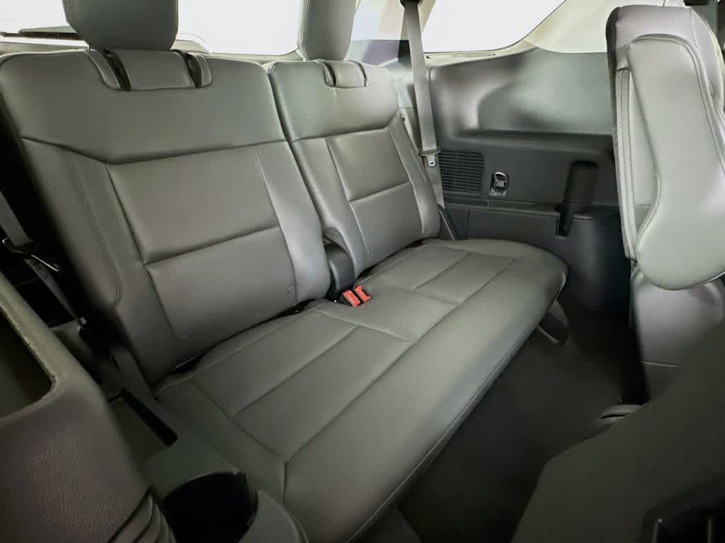 2025 Ford Explorer Activo