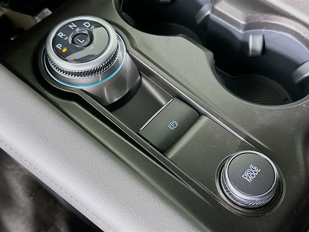 Ford Explorer Active 2026 con paquete 100A