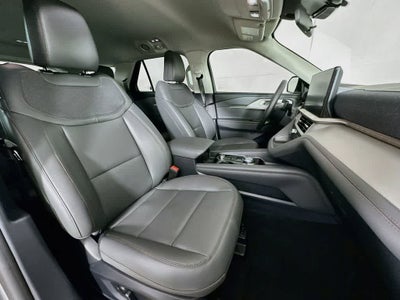 Ford Explorer Active 2026