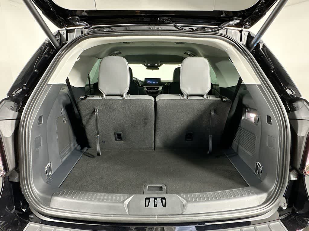 Ford Explorer Active 2026