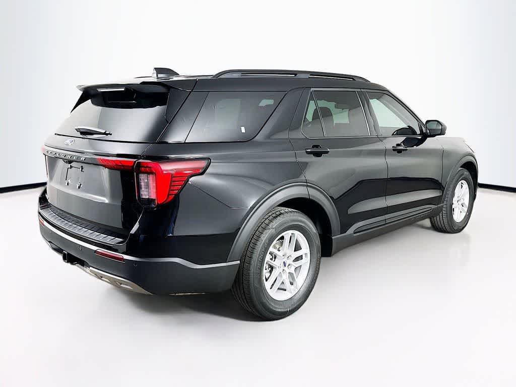 Ford Explorer Active 2026