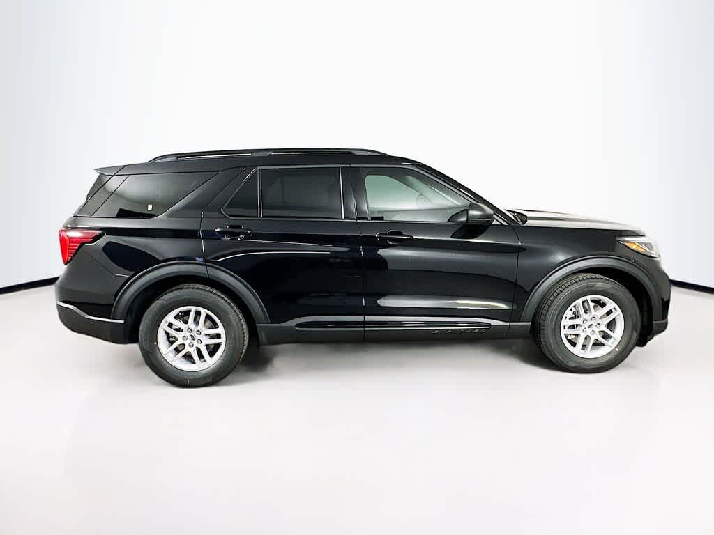 Ford Explorer Active 2026