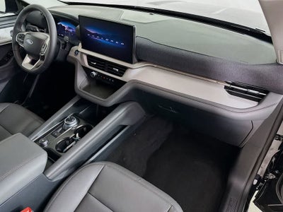Ford Explorer Active 2026