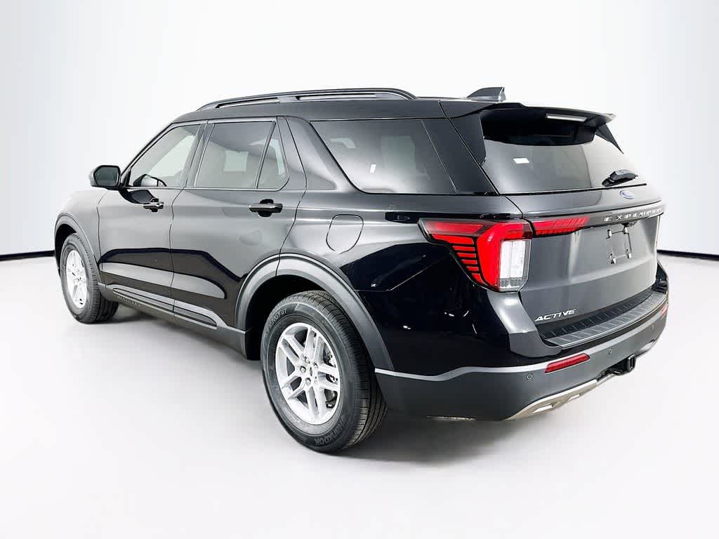 Ford Explorer Active 2026