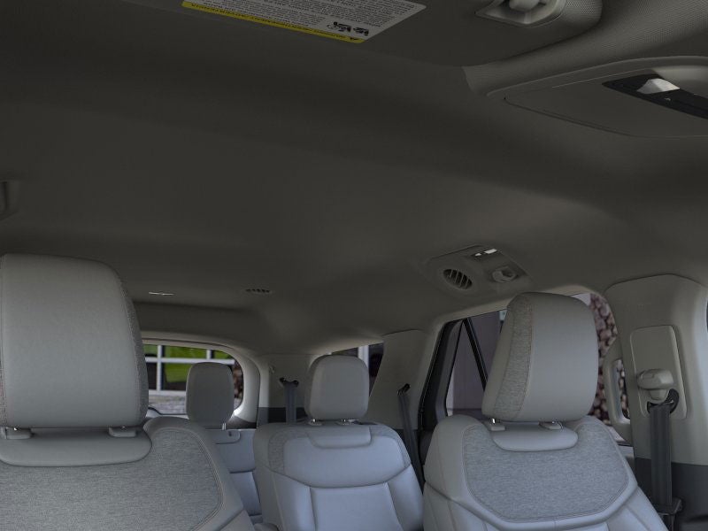 2025 Ford Explorer Activo