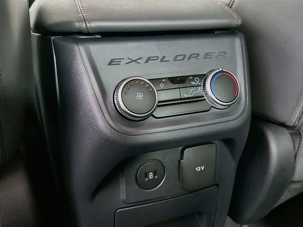 Ford Explorer Active 2026 con paquete 200A