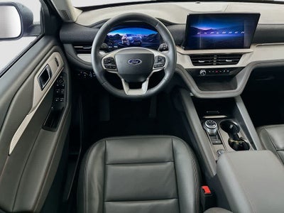 2025 Ford Explorer Activo
