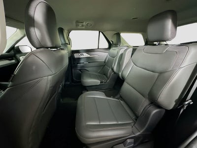2025 Ford Explorer Activo