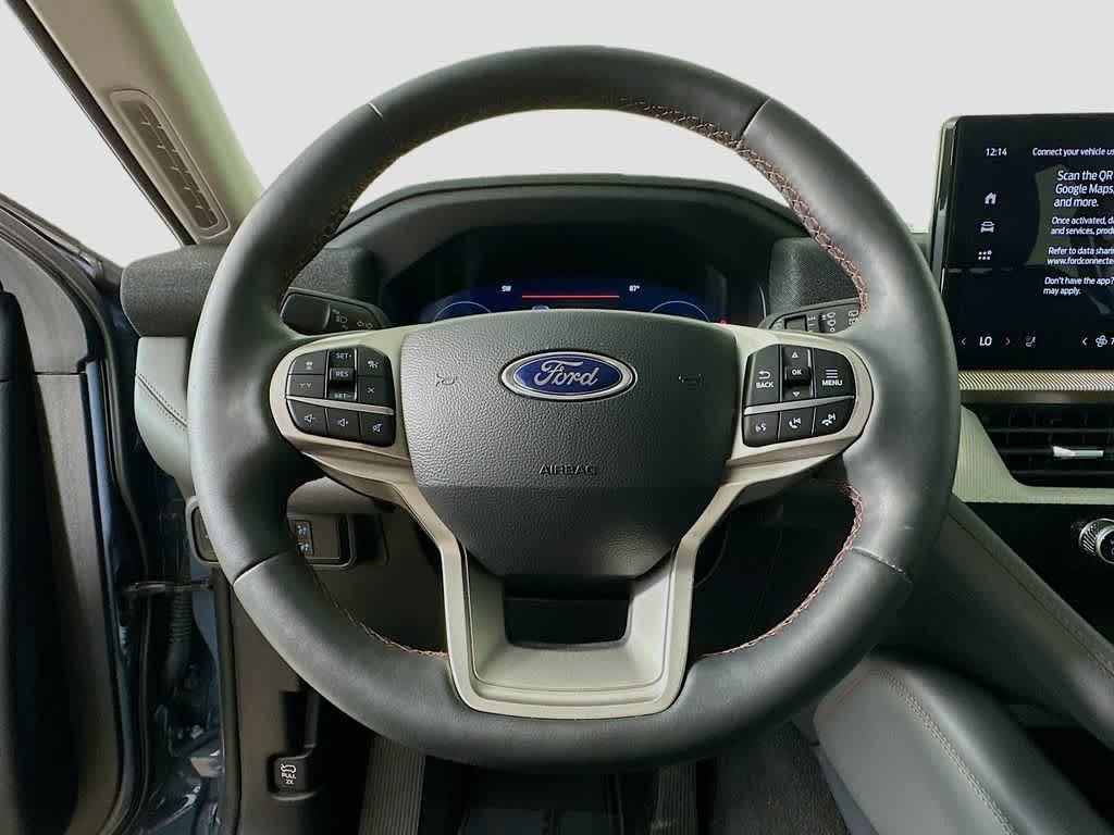 2025 Ford Explorer Activo