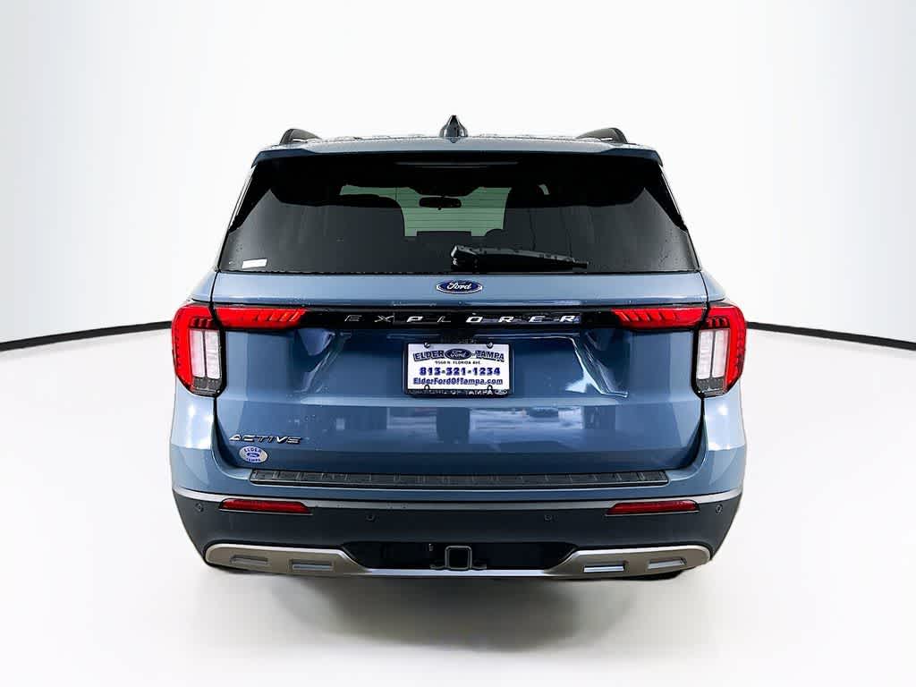 2025 Ford Explorer Activo