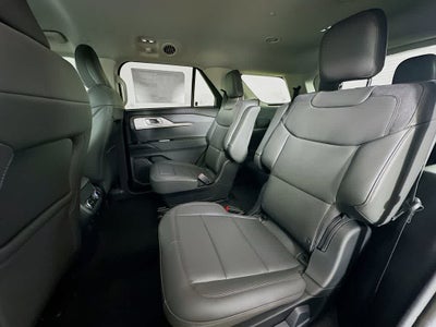 2025 Ford Explorer Activo