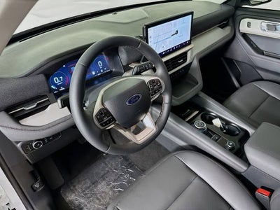 2025 Ford Explorer Activo