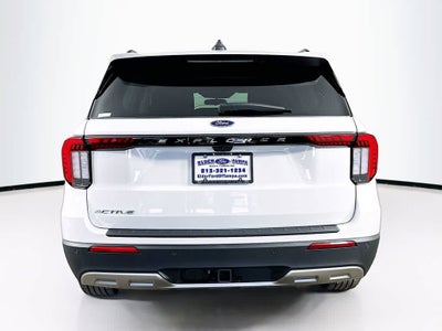 2025 Ford Explorer Activo
