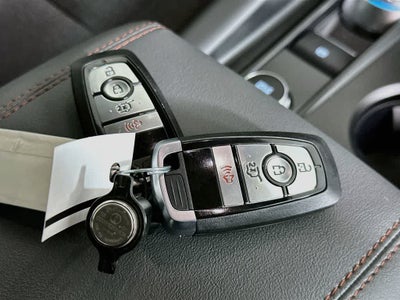 Ford Explorer Active 2026 con paquete 200A