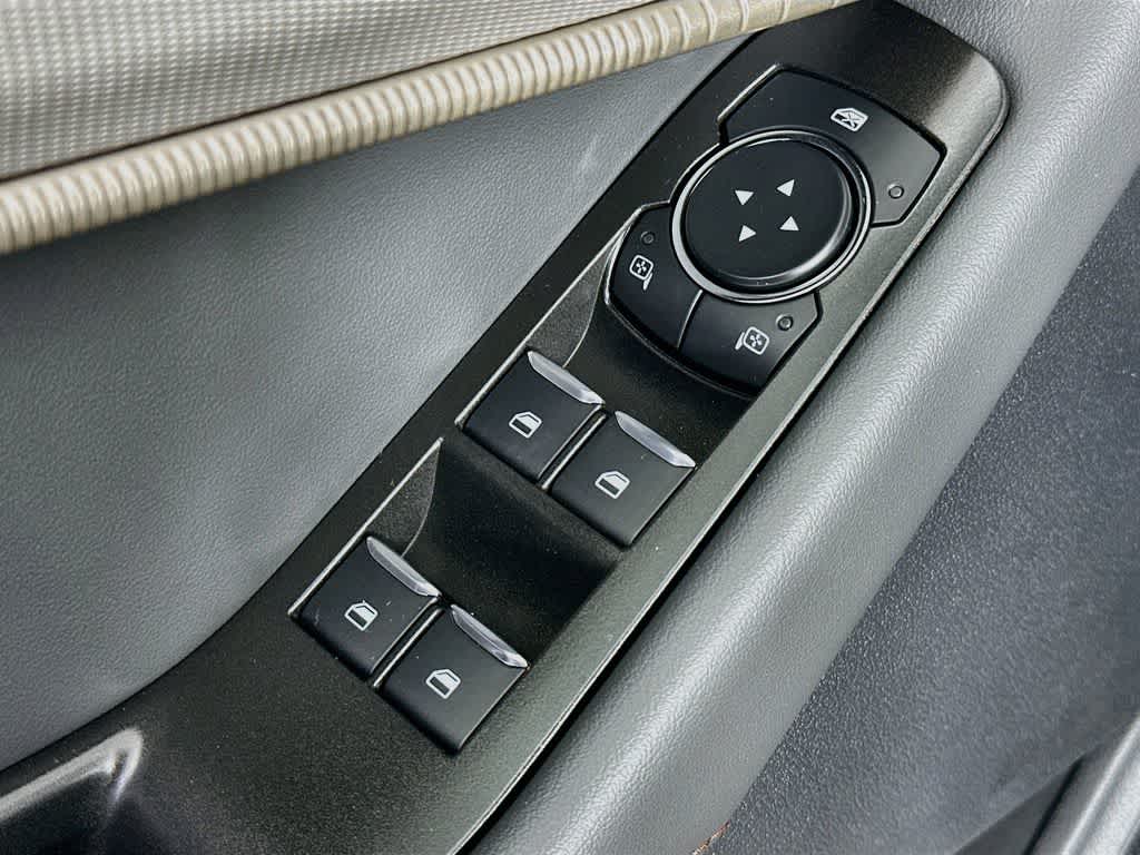 Ford Explorer Active 2026 con paquete 200A