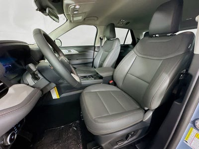 Ford Explorer Active 2026