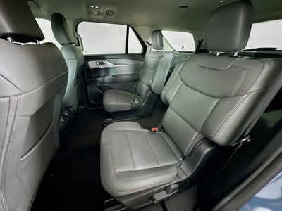 Ford Explorer Active 2026