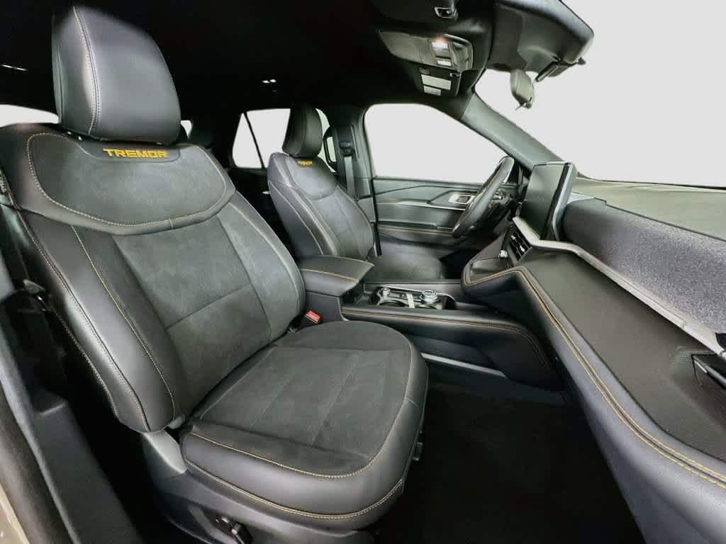 2026 Ford Explorer Temblor
