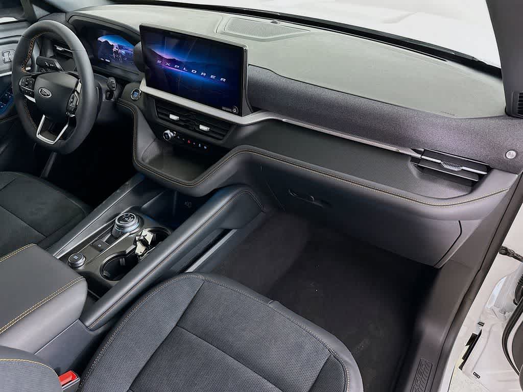 2026 Ford Explorer Temblor