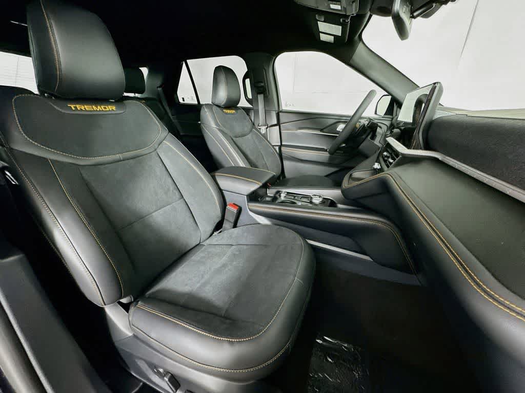2026 Ford Explorer Temblor