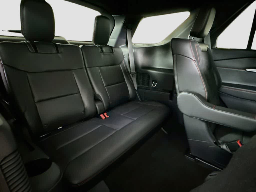 Ford Explorer ST 2025