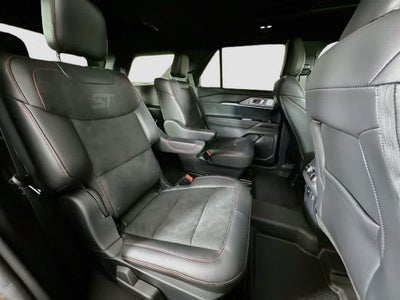 Ford Explorer ST 2025