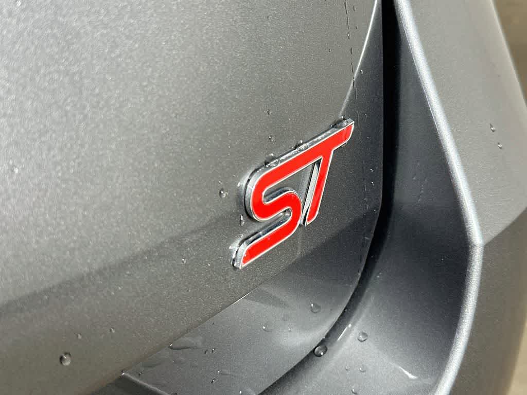 Ford Explorer ST 2025
