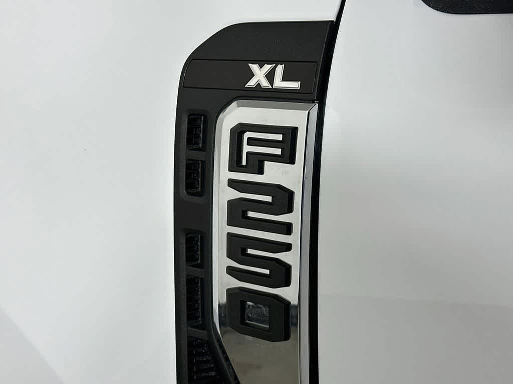 2026 Ford Super Duty F-250 SRW F-250® XL