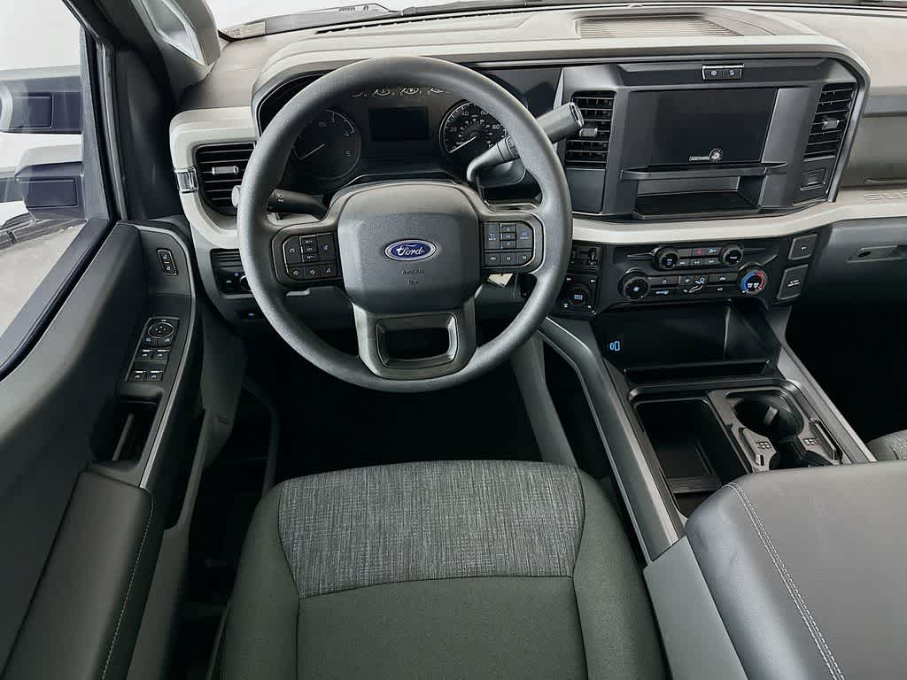 2026 Ford Super Duty F-250 SRW Base