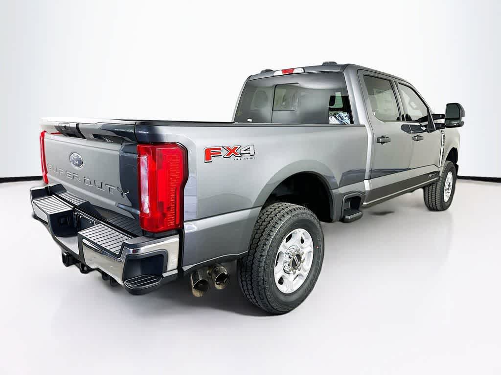 2026 Ford Super Duty F-250 SRW Base