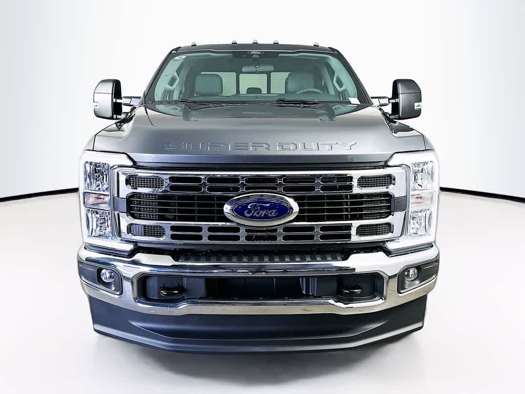 2026 Ford Super Duty F-250 SRW Base