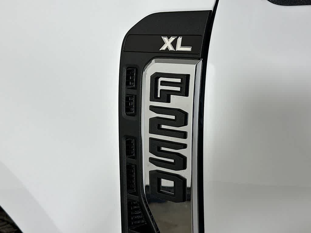2026 Ford Super Duty F-250 SRW F-250® XL