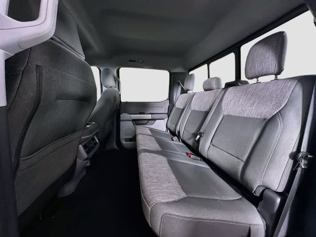 Ford Super Duty F-250 SRW XLT 2025