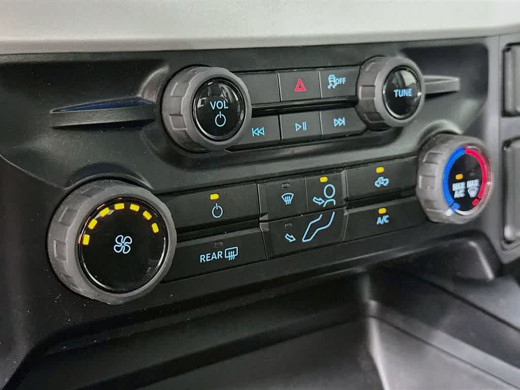 Ford Super Duty F-250 SRW XLT 2025