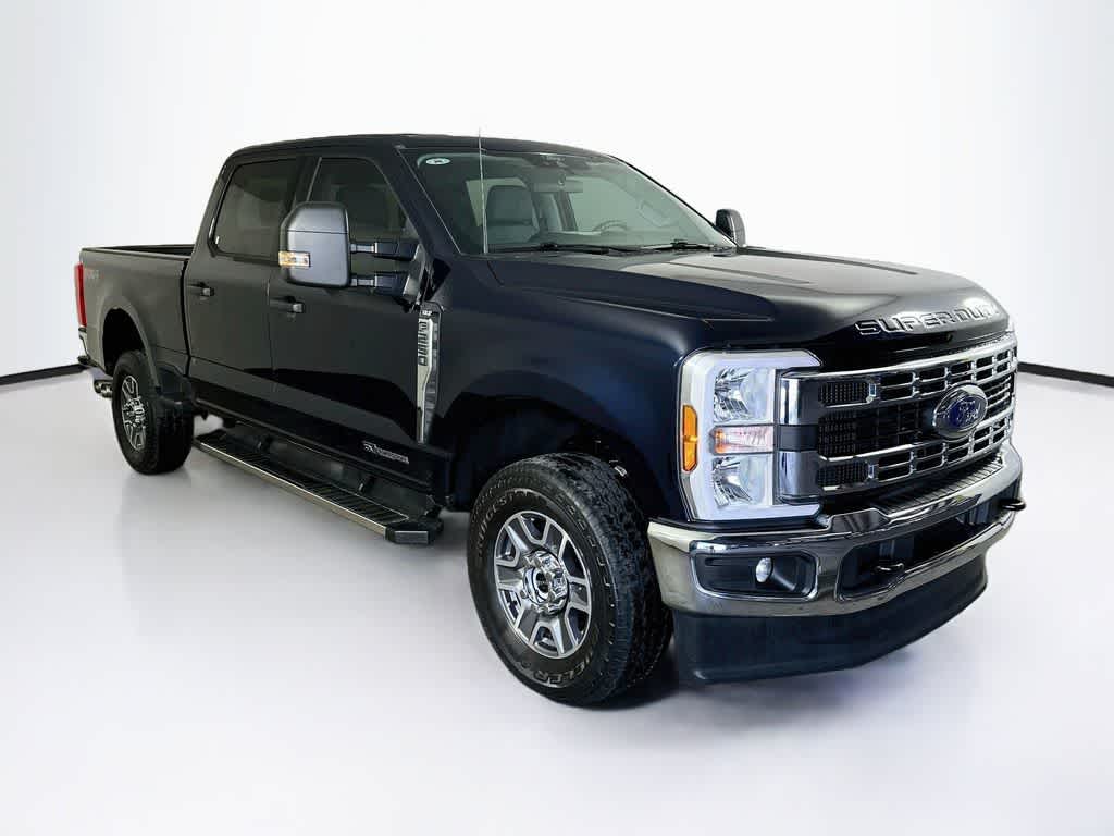 Ford Super Duty F-250 SRW XLT 2025