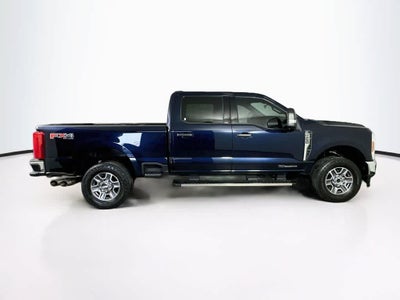 Ford Super Duty F-250 SRW XLT 2025