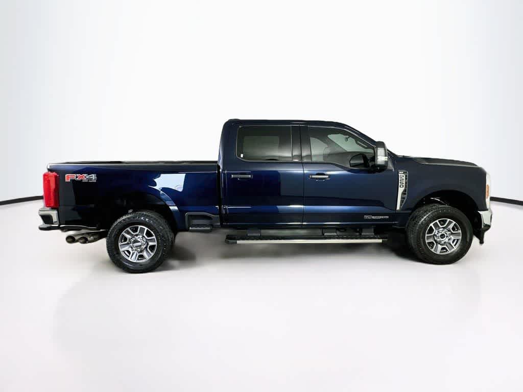 Ford Super Duty F-250 SRW XLT 2025