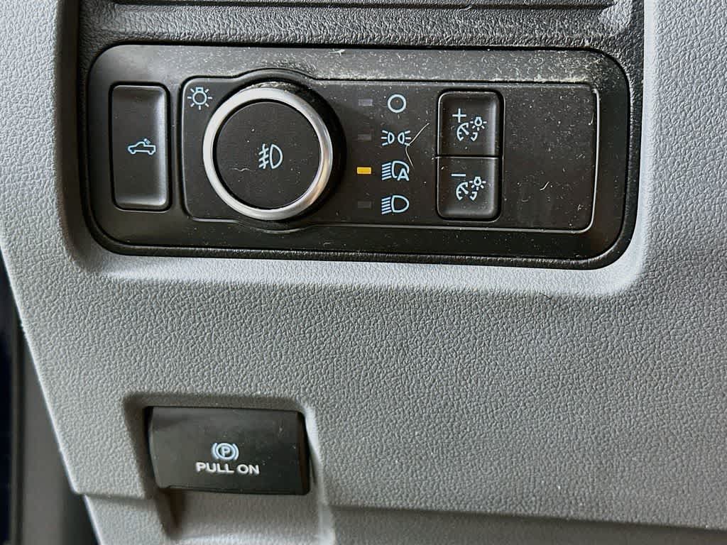 Ford Super Duty F-250 SRW XLT 2025